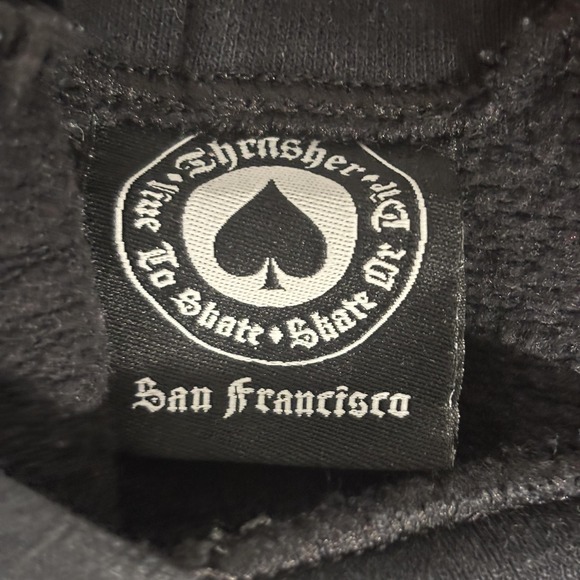 Thrasher Hoodie Mens Small Black Pullover Statue of Liberty Graphic Skateboard - Picture 4 of 16